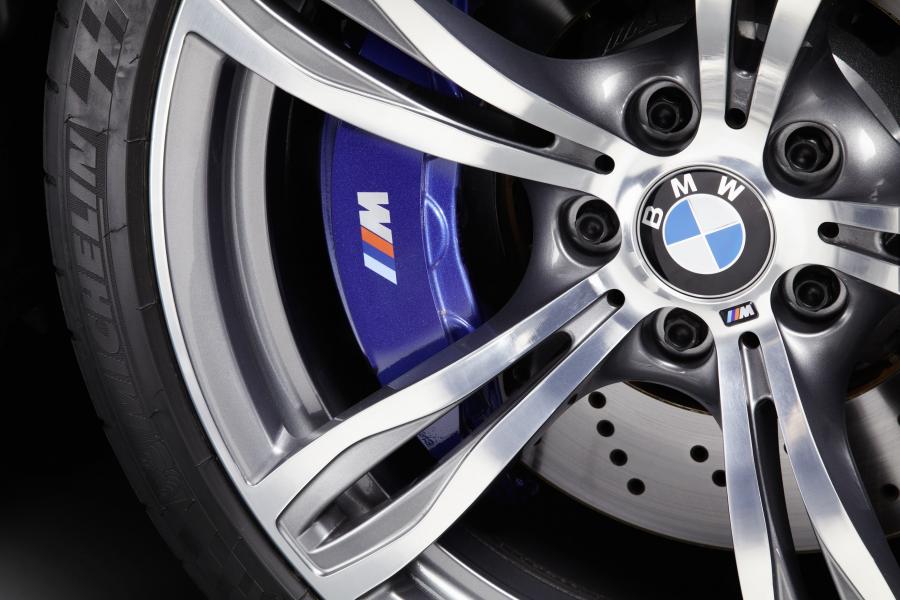  BMW M5 2011 года  (фото 321 из 344)